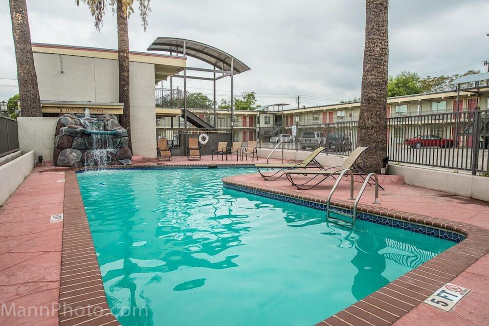 דל ריו Whispering Palms Inn מראה חיצוני תמונה