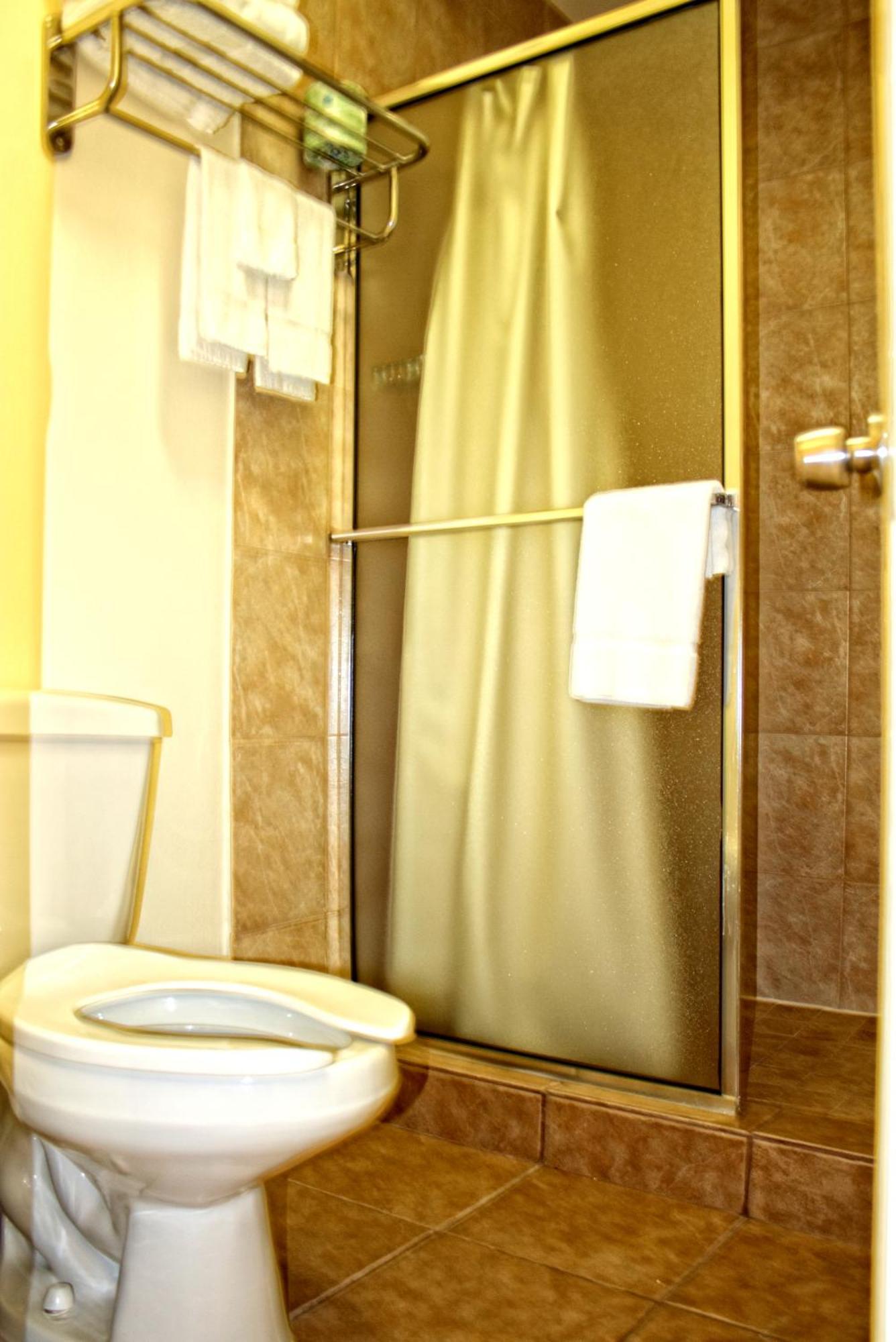 דל ריו Whispering Palms Inn מראה חיצוני תמונה